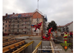 Personenrettung mit einem Baukran und den Höhenrettern der Berufsfeuerwehr Regensburg