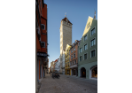 Fotografie - Blick in die Wahlenstraße mit dem Goldenen Turm