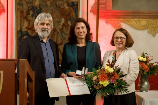Fotografie - Verleihung der Stadtschlüssel an Dorina und Oleg Kuzenko; im Bild mit Oberbürgermeisterin Gertrud Maltz-Schwarzfischer