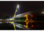 Fotografie - Einhub der Brückenteile (in einer Nachtaktion) mittels Schwimmkran an der Sinzinger Geh- und Radwegbrücke