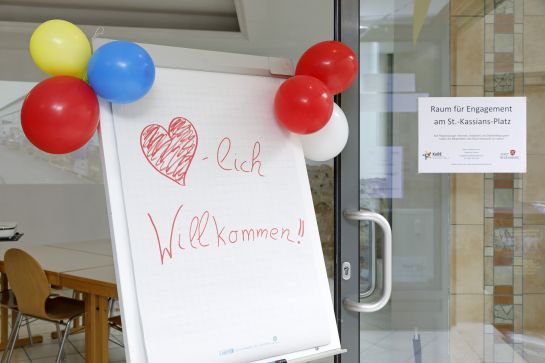 Fotografie: Schriftzug „Herzlich willkommen“ auf einem Flipchart © Bilddokumentation Stadt Regensburg