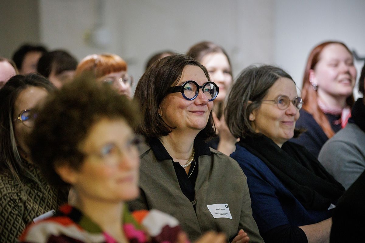 Wettbewerb EUROPAN E18 - Preisverleihung Berlin 015 – Aufmerksames Publikum bei der Preisverkündung