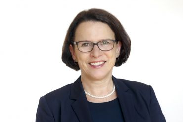 Bürgermeisterin Gertrud Maltz-Schwarzfischer (C) Bilddokumentation Stadt Regensburg Porträt Maltz-Schwarzfischer 2018 - quer