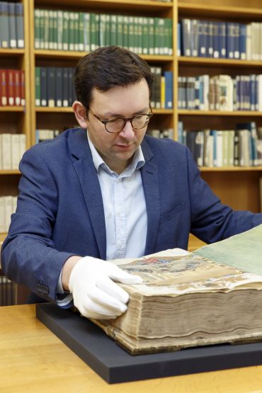 Lorenz Baibl, der Leiter des Stadtarchivs, ist stolz auf die Sternstunde des „Freiheitenbuchs“.