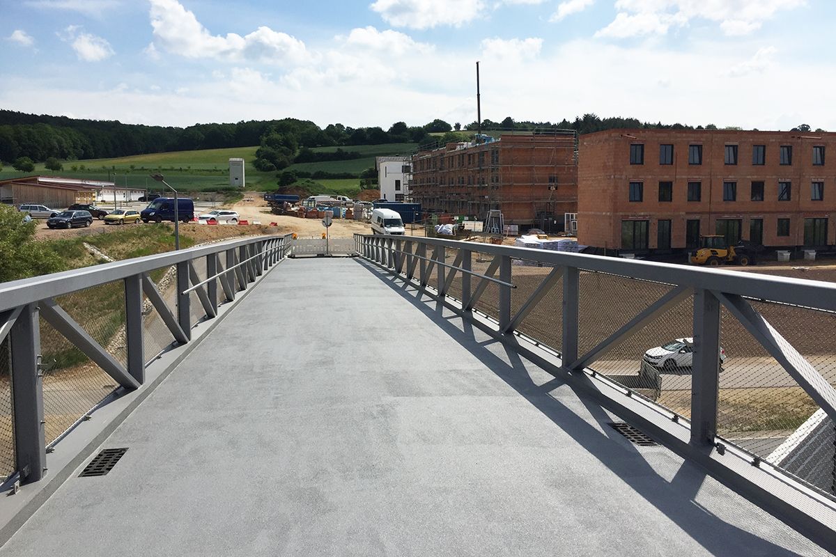 Brückenbau - Geh- und Radwegbrücke Bahnstrecke Regensburg-Weiden/Pilsenallee