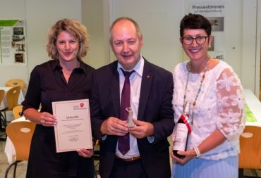 Bürgermeisterin Dr. Astrid Freudenstein, OStD Josef Schmidbauer, Dr. Sabine Kellner-Mayrhofer, Referentin für Bildung