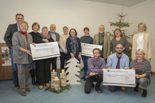 Erlösübergabe Weihnachtsbasar 2019 (C) Michael Hastreiter
