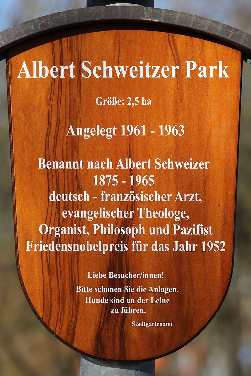Fotografie - Informationstafel Albert-Schweitzer-Park