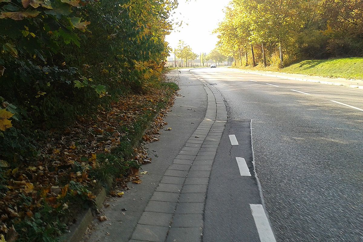 Grünthaler Straße - Blick auf ausgebauten Teil