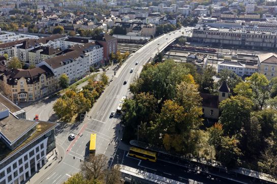 Fotografie: Luftaufnahme der Galgenbergbrücke (C) Bilddokumentation Stadt Regensburg