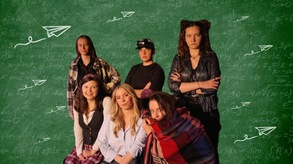 Die Abbildung zeigt das Dachkammertheater-Ensemble
