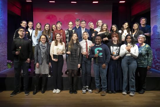 Fotografie: Gruppenbild des neuen Jugendbeirats (C) Bilddokumentation Stadt Regensburg