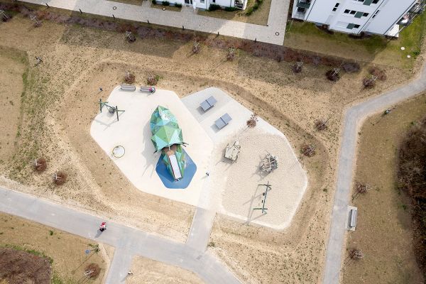 Fotografie - Luftaufnahme eines Spielplatzes aus der Vogelperspektive