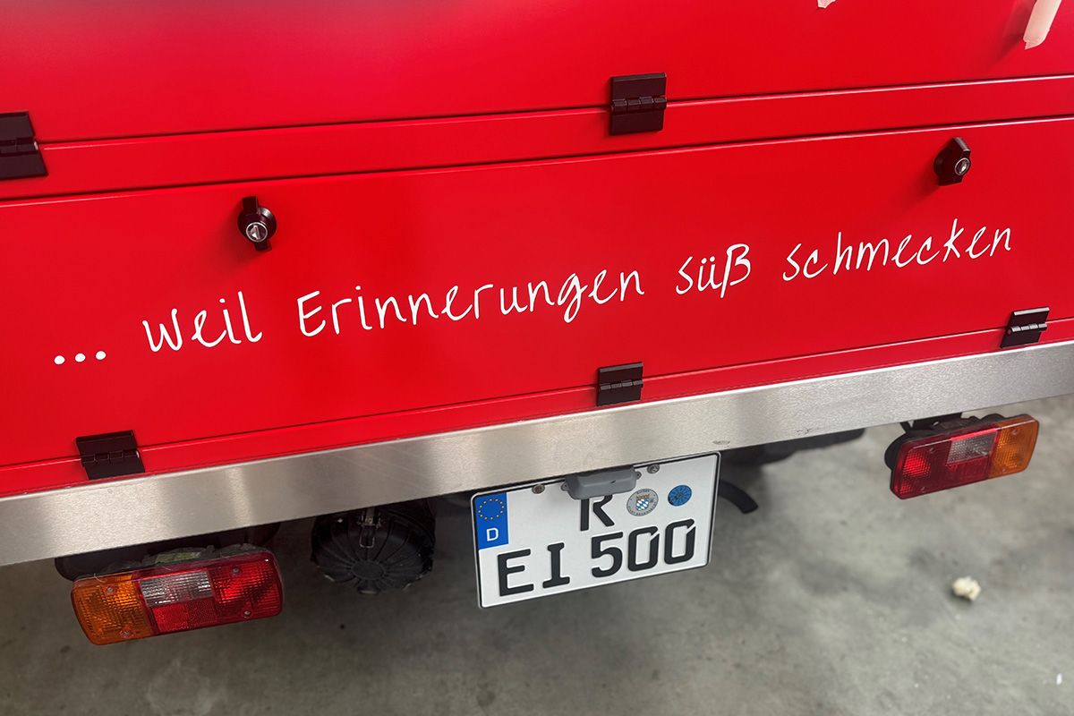 Fotografie - Schriftzug Erinnerungen an der Eisape