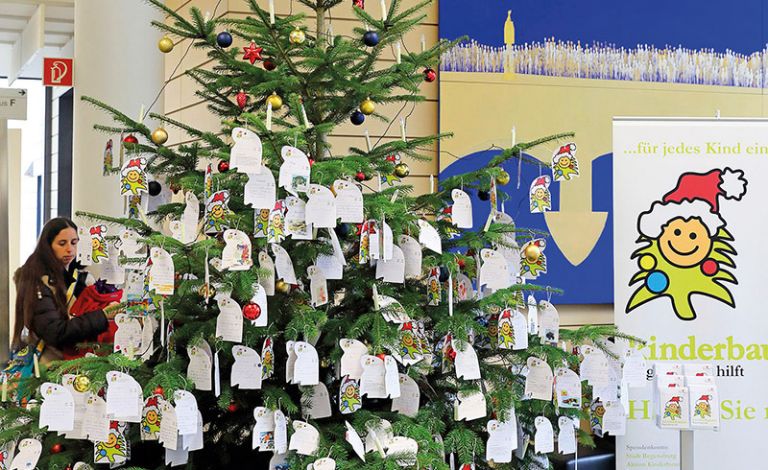 Kinderbaum - Kinderbaum im Bürgerzentrum