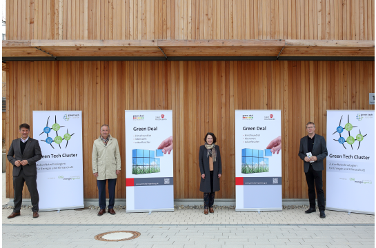 Fotografie: Gruppenfoto bei der Green-Deal-Pressekonferenz am 20. April 2021