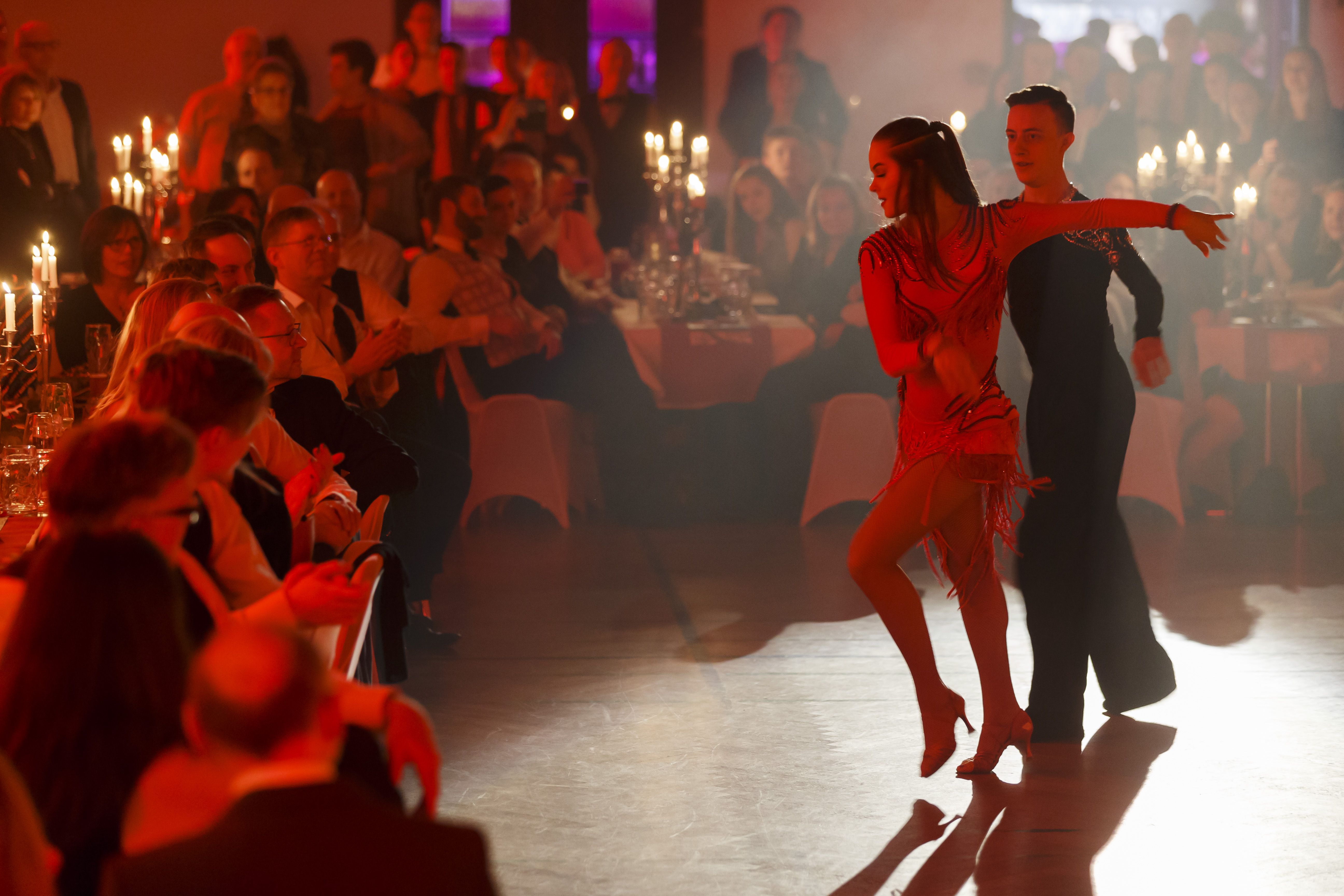 Tanzball Casino Royale Auswahl 19