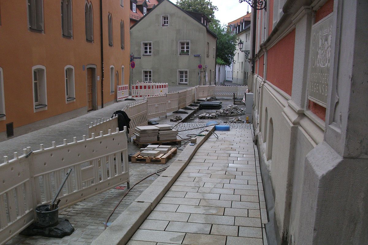 Neugestaltung Trothengasse-Bertoldstraße - Rampe zum Arbeitsgericht