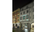Fotografie - Schmetterlings-Videoinstallation in der Wahlenstraße, gegenüber des Degginger-Hauses © Bilddokumentation Stadt Regensburg