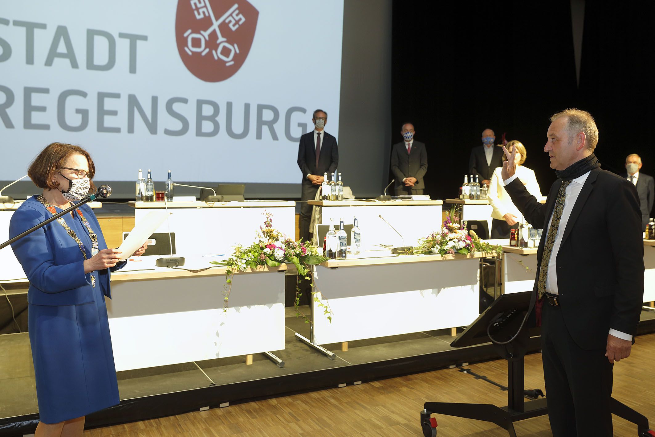 OB Maltz-Schwarzfischer mit dem neuen Bürgermeister Ludwig Artinger