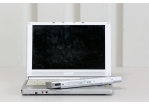 Fotografie - Laptop mit ausgebautem Akku (C) Bilddokumentation Stadt Regensburg