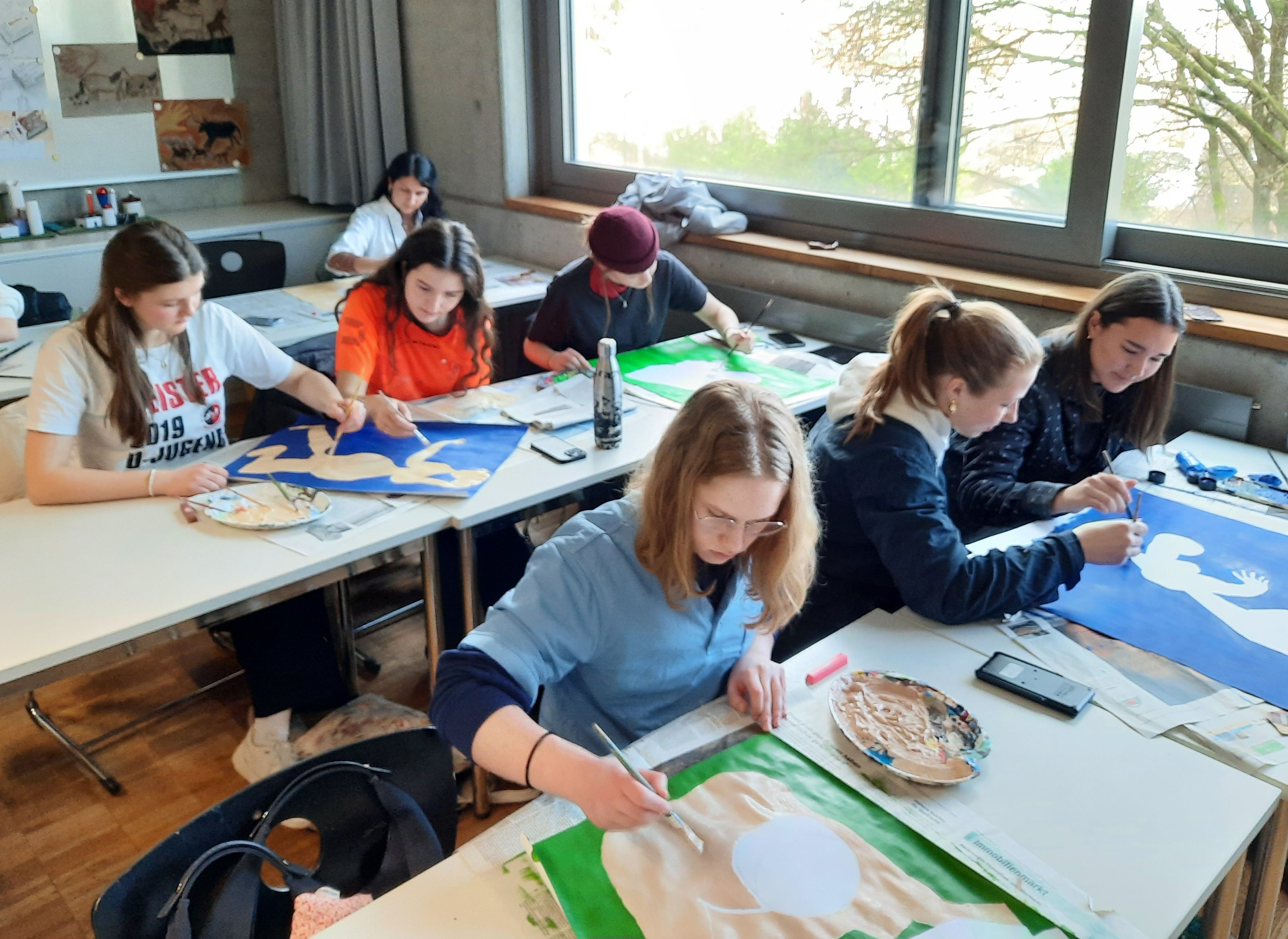 Boot alle Klasse 11ac beim Malen