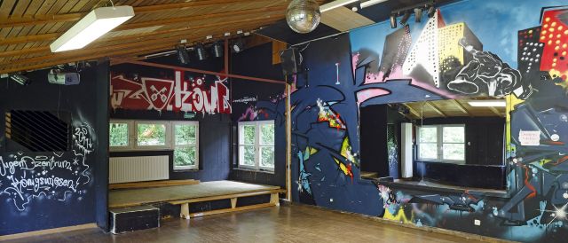 Fotografie - Disco mit Spiegelwand