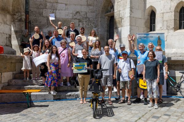 Gruppenbild der Gewinner des Stadtradelns 2025