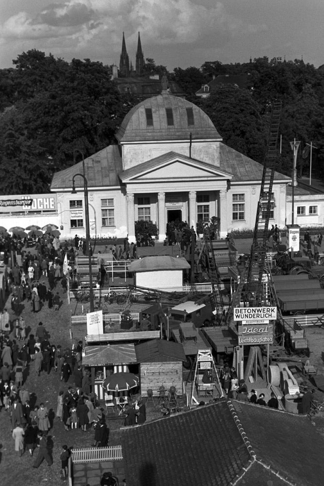 Industrie-, Gewerbe- und Landwirtschaftsausstellung 01.-12. Juni 1949 im Stadtpark vor der Ostdeutschen Galerie