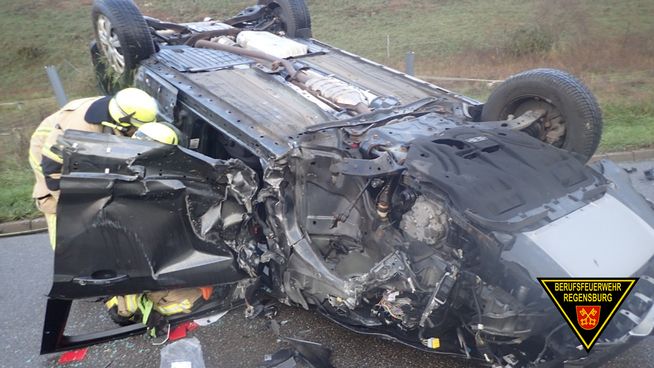 24.11.2022 Verkehrsunfall Grünthaler Straße