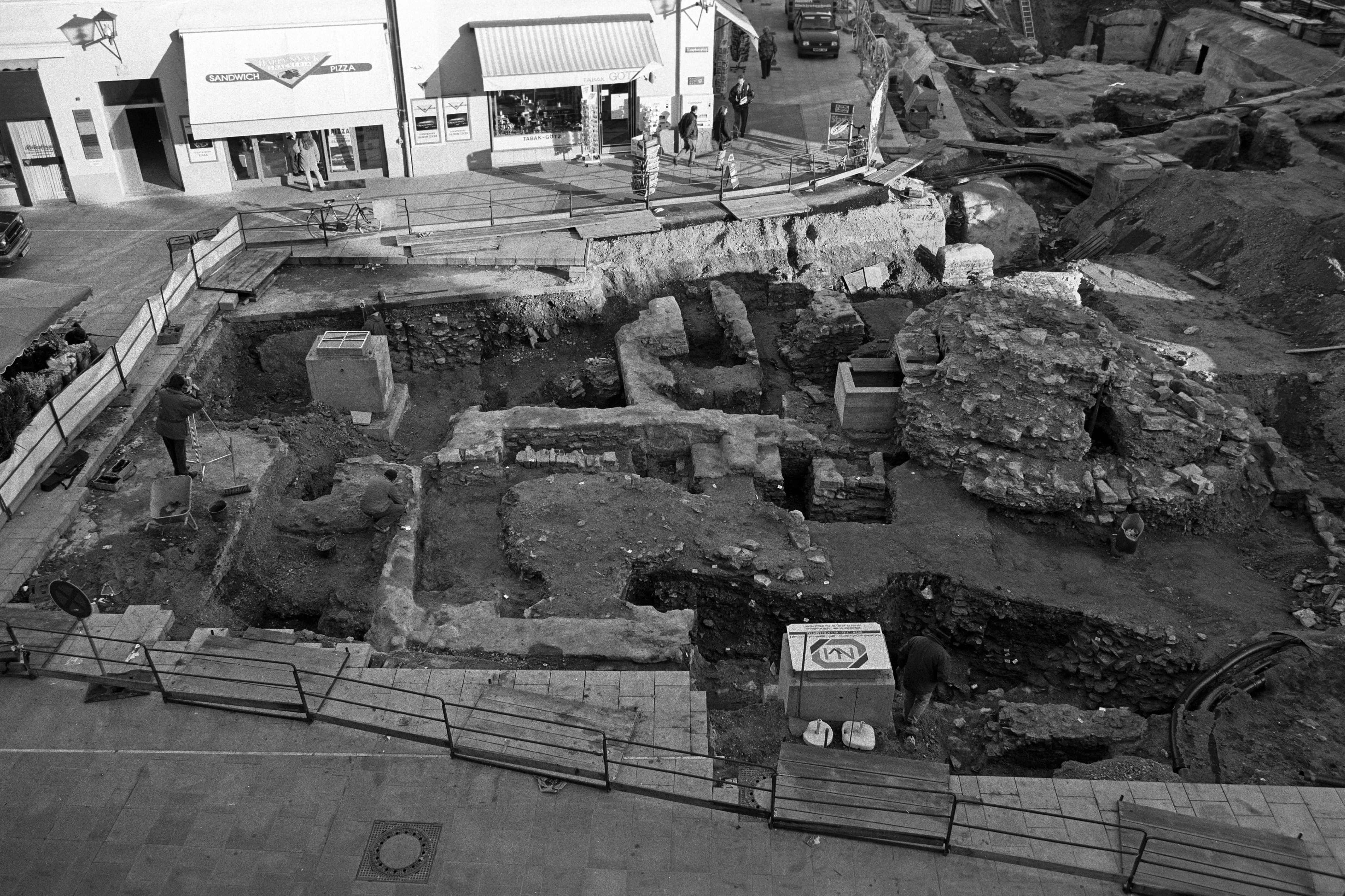 Neupfarrplatz Ausgrabung jüdisches Viertel3