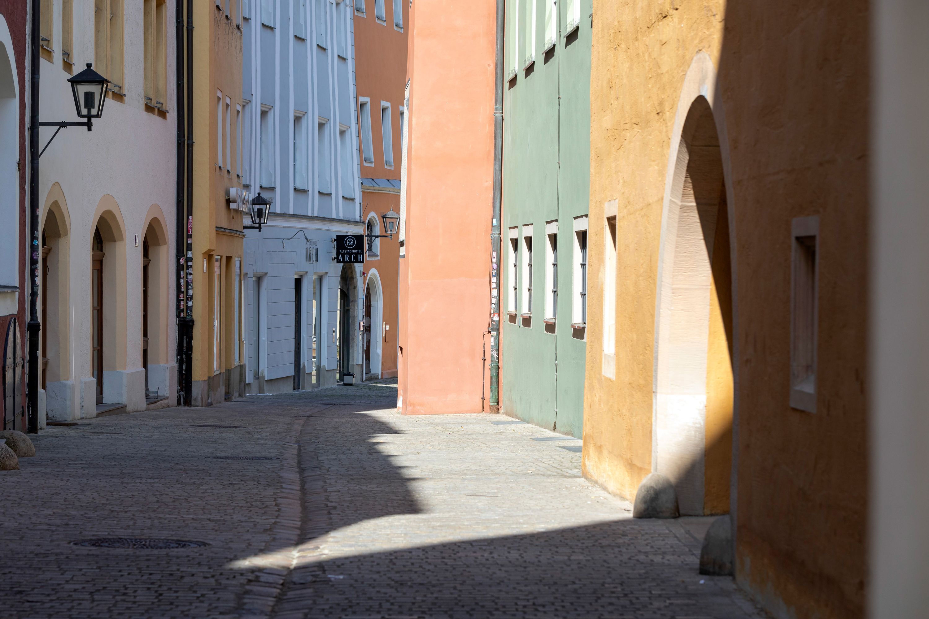 Fotografie: Blick aus der Gasse von der Grieb Richtung Haidplatz
