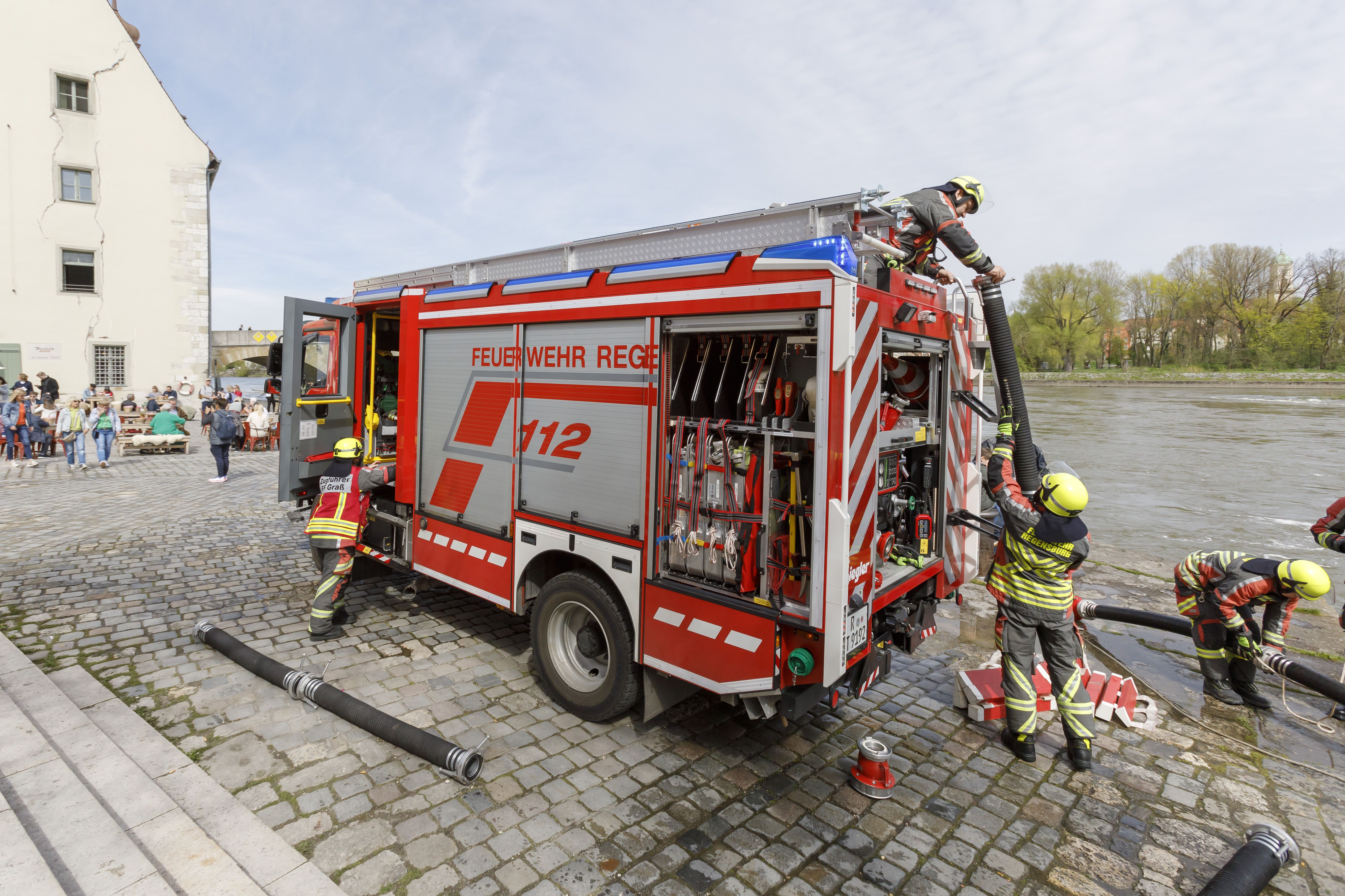 Wasserentnahme aus der Donau bei der Wurschtkuchl