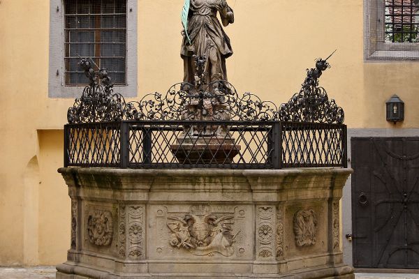 Friedensbrunnen (c) Stadt Regensburg, Hana Bejlková