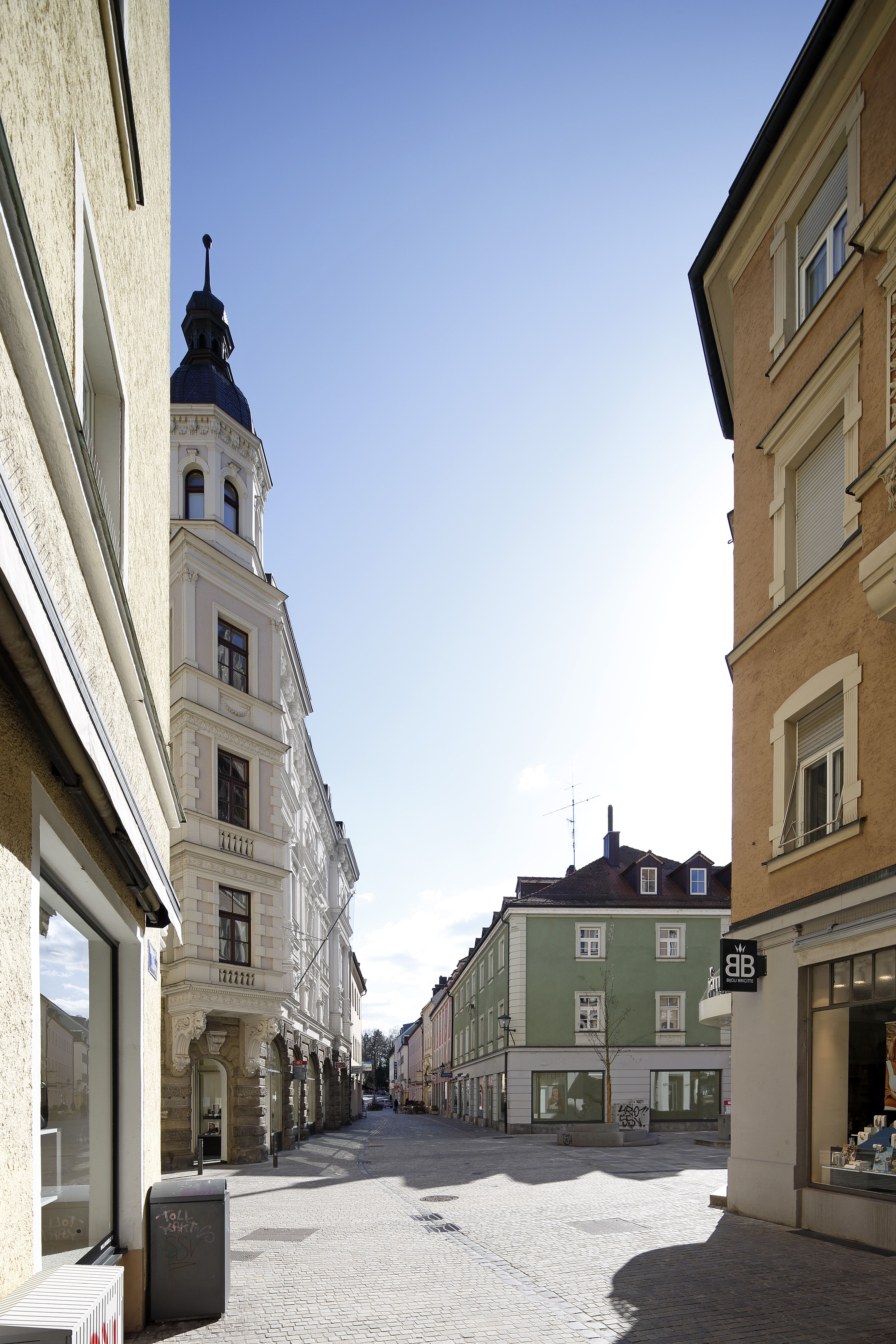 Weiße-Lilien-Straße