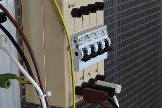 BS1 - Abteilungen - Elektrotechnik (C) BS1 Stadt Regensburg