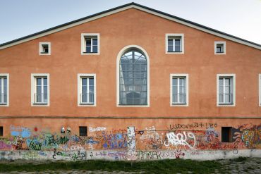Illegale Graffitis stellen oft ein Ärgernis für die Hausbesitzer dar.