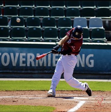 Fotografie – Pascal Amon beim Baseballspielen