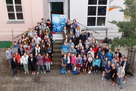 Internationale Jugendkonferenz 2016 - Gruppenbild mit allen Teilnehmern