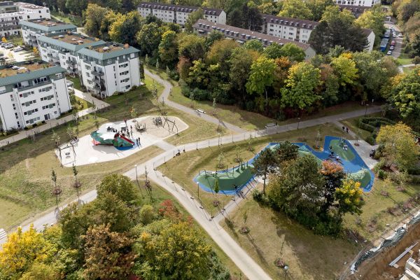 Fotografie: Luftaufnahme des Drachenspielplatzes im Brixen-Park