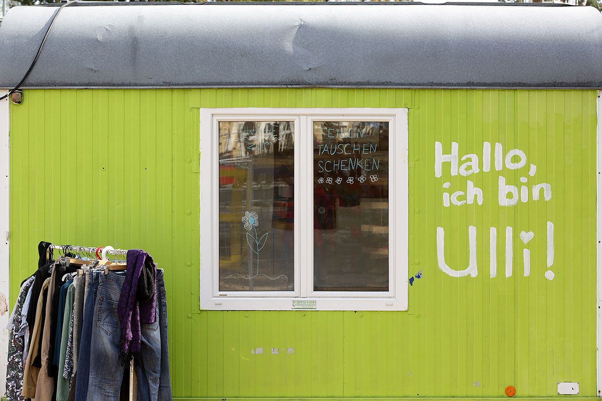 Fotografie - grüner Bauwagen von transition Regensburg