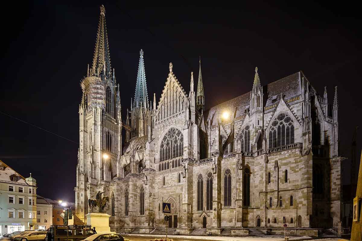 Gebäudeanstrahlung - Regensburger Dom