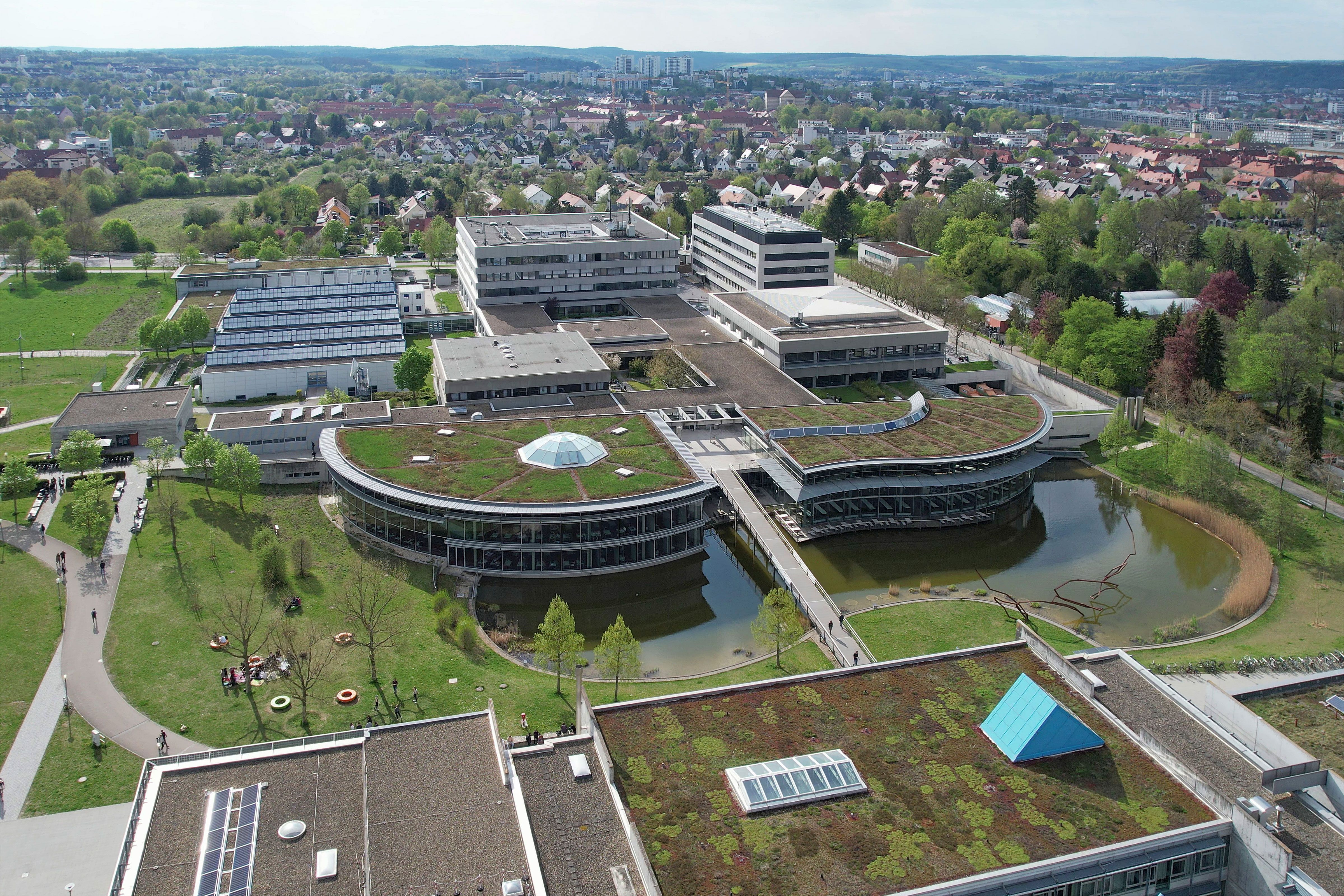 Bildmaterial - Ostbayerische Technische Hochschule Regensburg (OTH Regensburg)