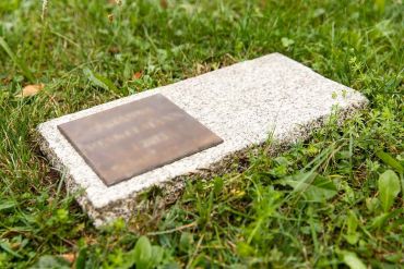 Städtische Bestattung - Granit