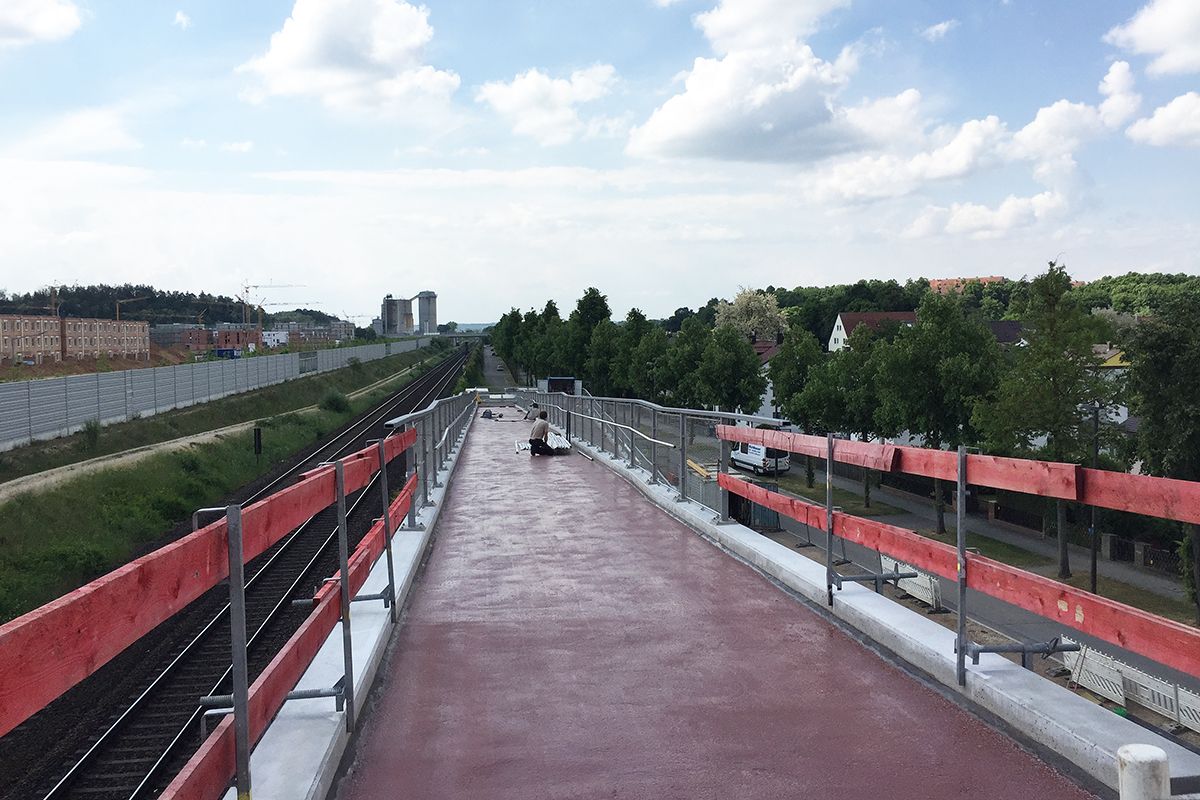 Brückenbau - Geh- und Radwegbrücke Bahnstrecke Regensburg-Weiden/Pilsenallee