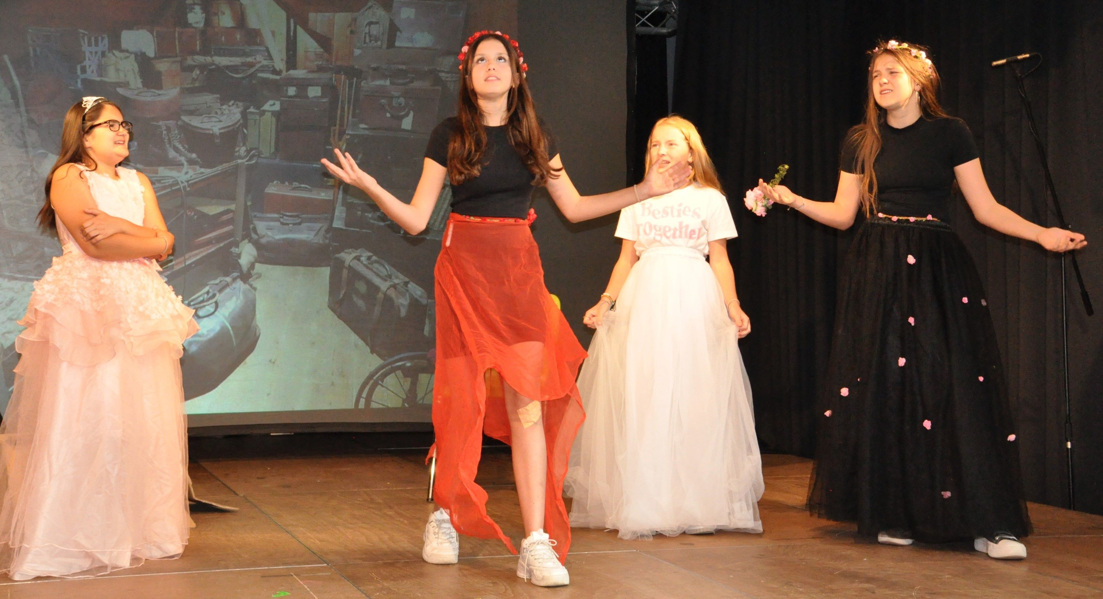 Unterstufentheater und Sketche 09