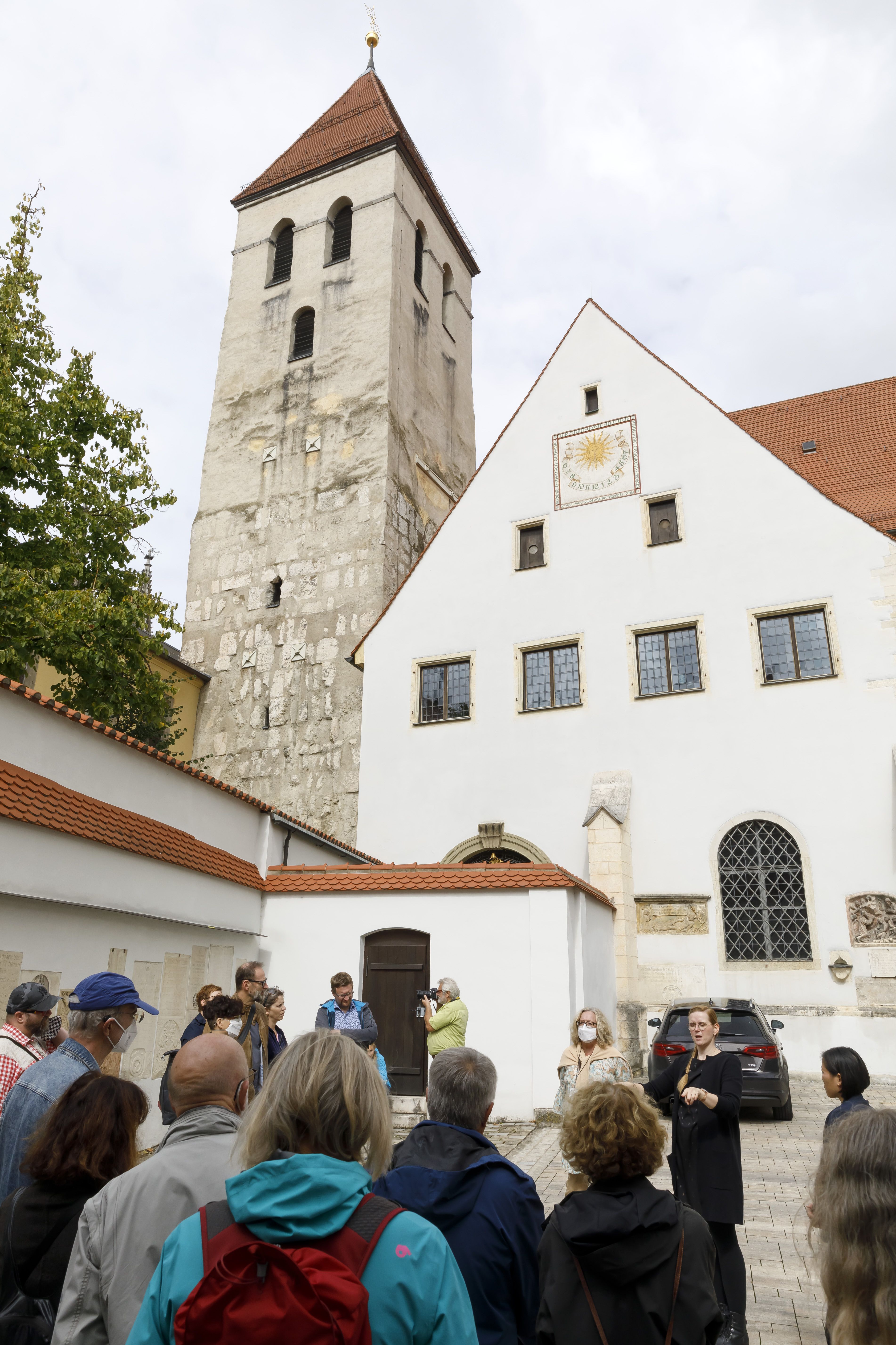Menschen beim Tag des Offenen Denkmals