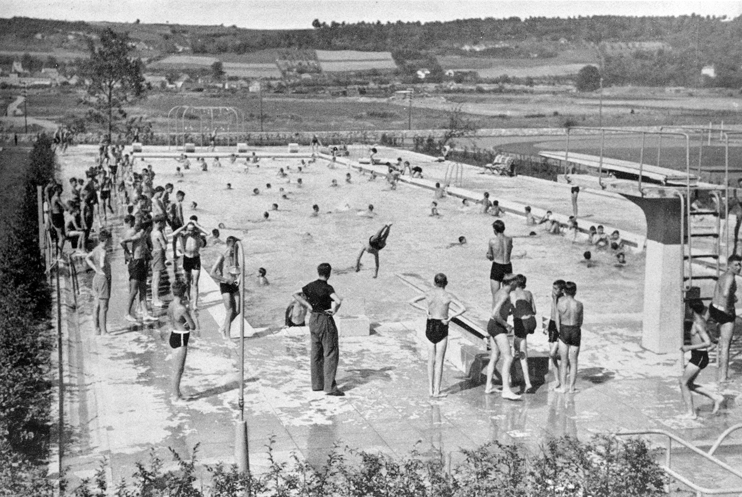 Fotografie: Werksbad der Messerschmitt-Werke
