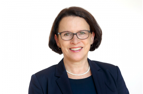 Porträt Oberbürgermeisterin Gertrud Maltz-Schwarzfischer