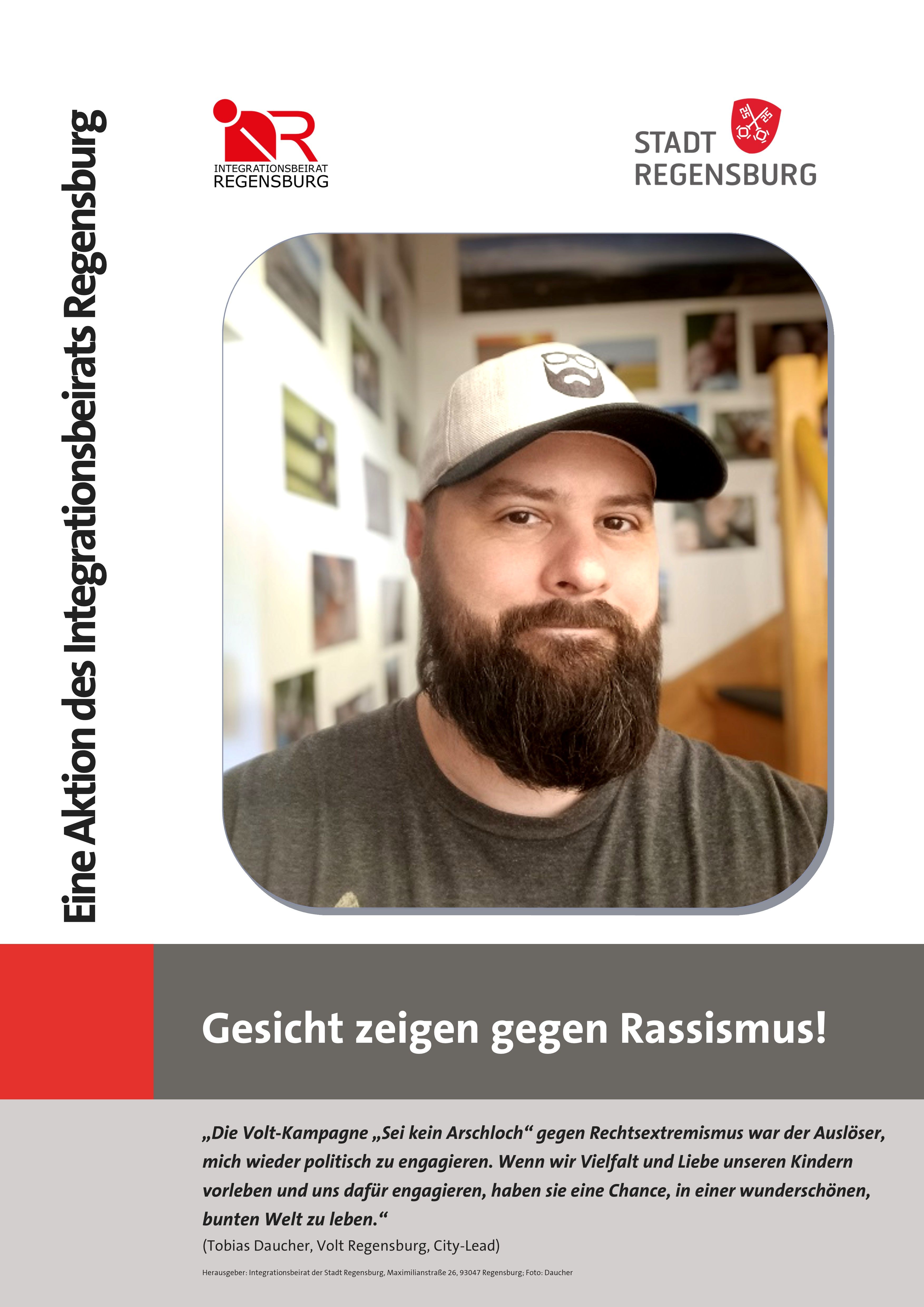 Portraitfoto von Herr Tobias Daucher zur Aktion Gesicht zeigen gegen Rassismus. 